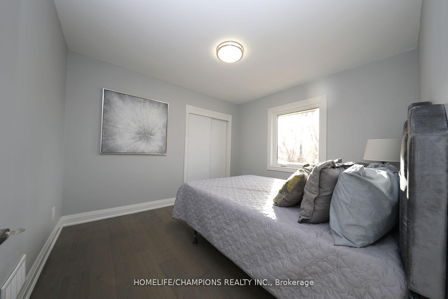 Photo 13 of 426 Cromwell Avenue, Oshawa, Vanier — HOMEH