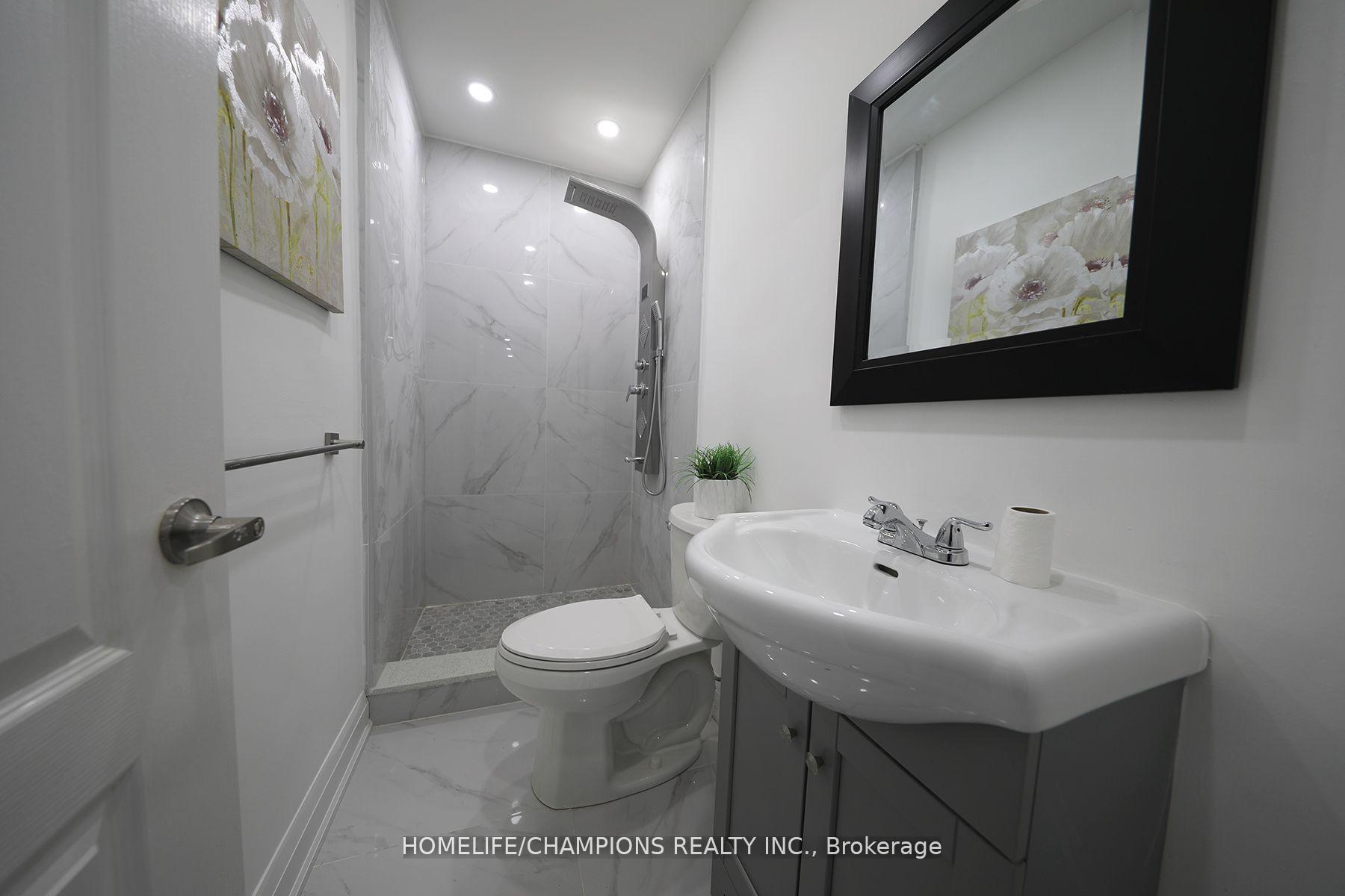 Photo 21 of 426 Cromwell Avenue, Oshawa, Vanier — HOMEH