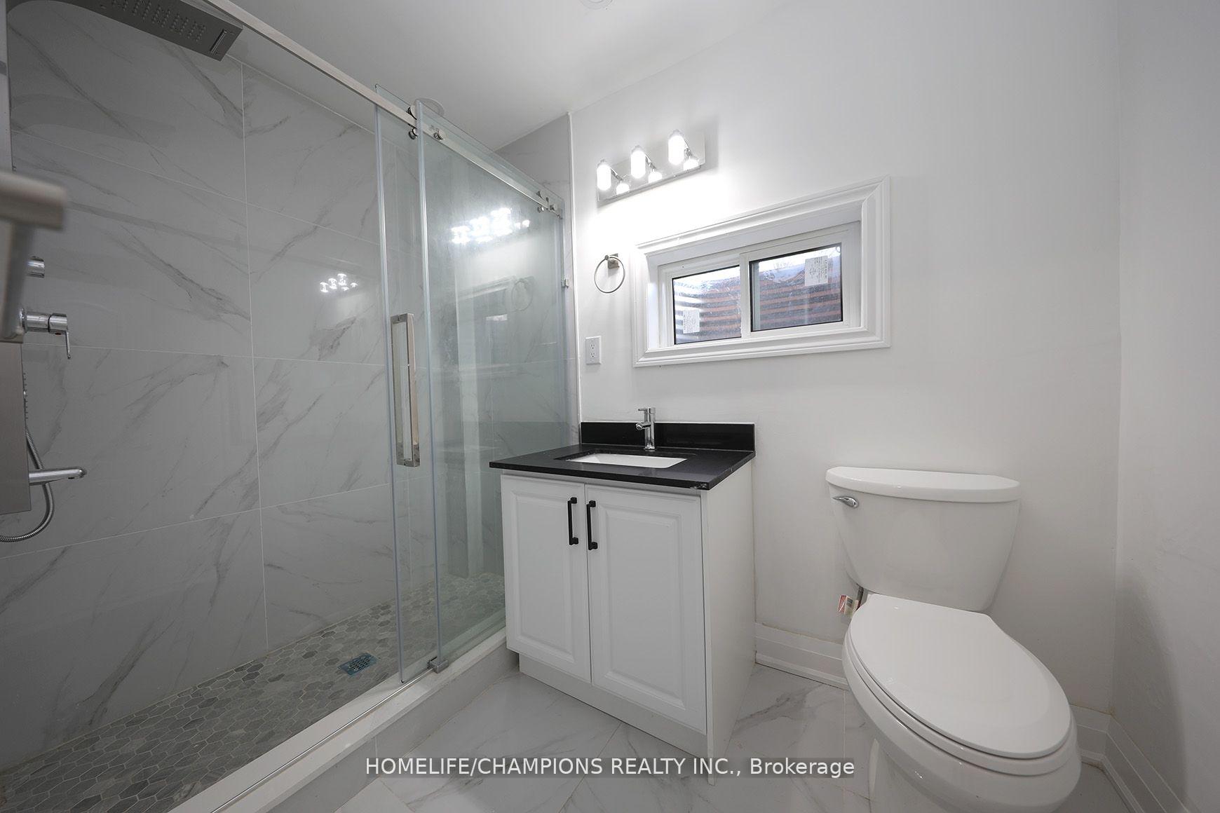 Photo 22 of 426 Cromwell Avenue, Oshawa, Vanier — HOMEH