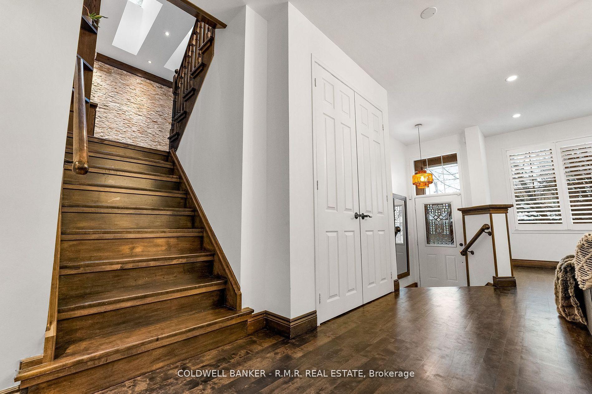 Photo 18 of 2423 Pilgrim Square, Oshawa, Windfields — HOMEH