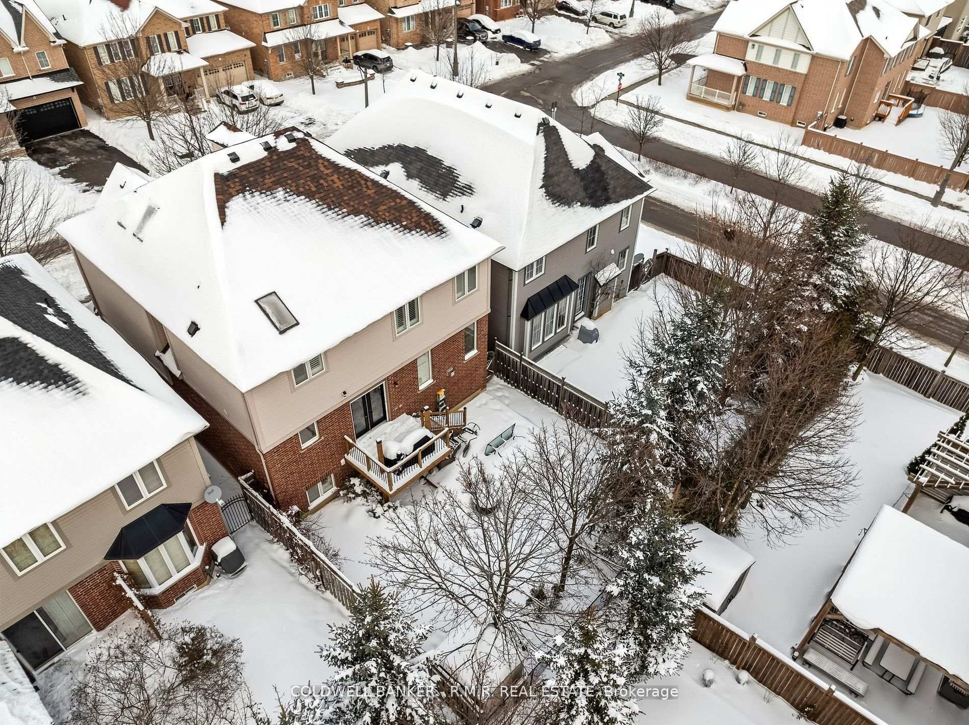 Photo 46 of 2423 Pilgrim Square, Oshawa, Windfields — HOMEH