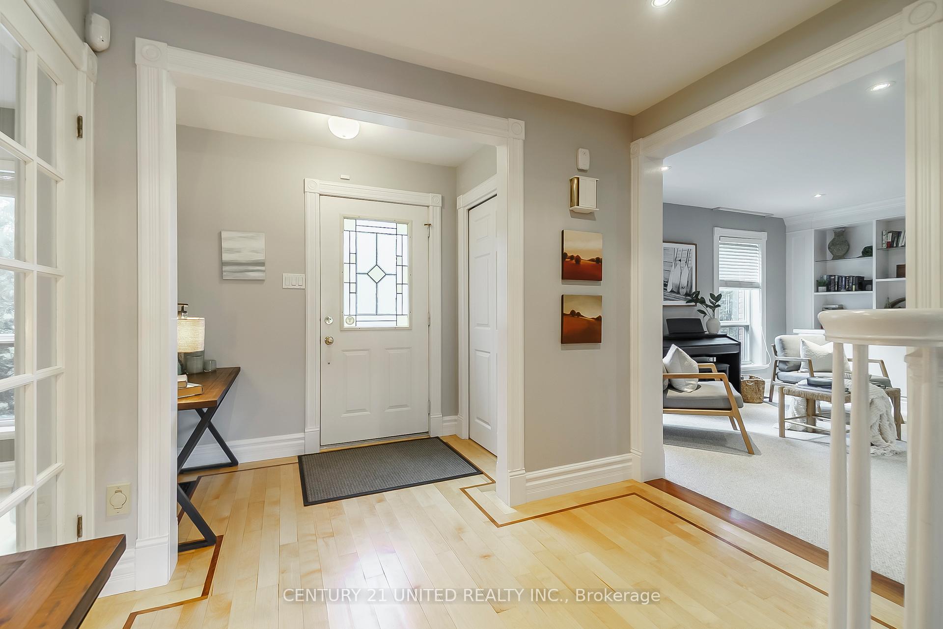 Photo 3 of 1542 Champlain Drive, Peterborough, Northcrest Ward 5 — HOMEH