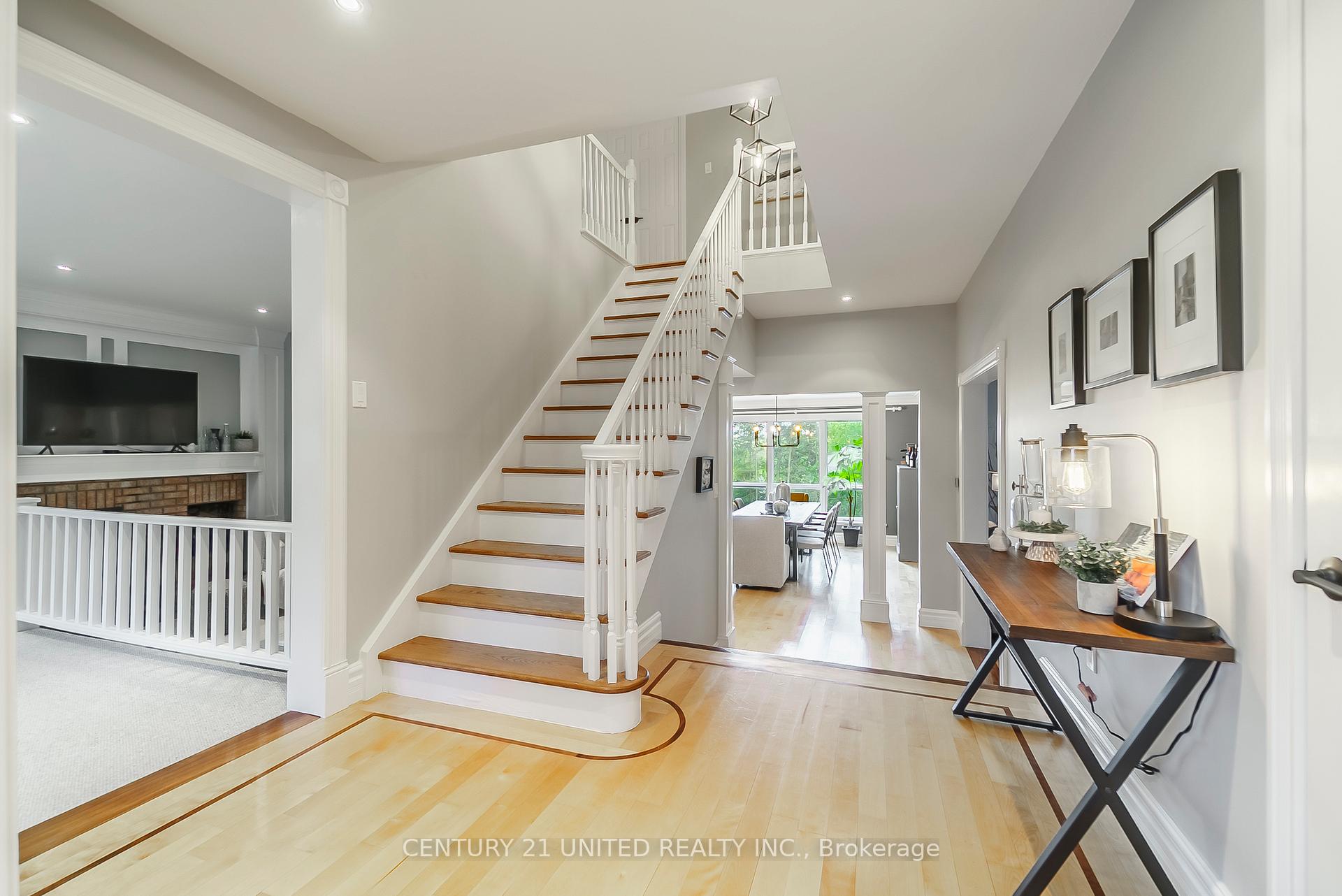 Photo 4 of 1542 Champlain Drive, Peterborough, Northcrest Ward 5 — HOMEH