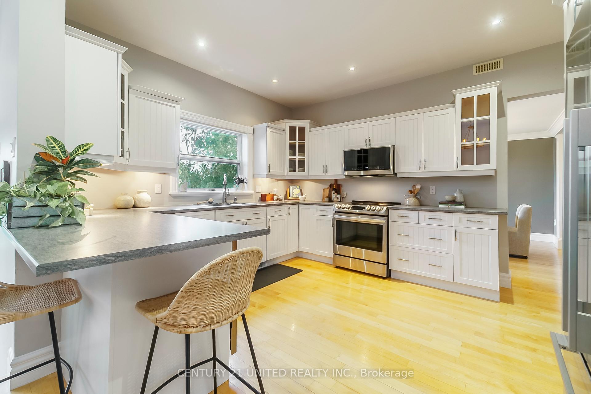 Photo 16 of 1542 Champlain Drive, Peterborough, Northcrest Ward 5 — HOMEH