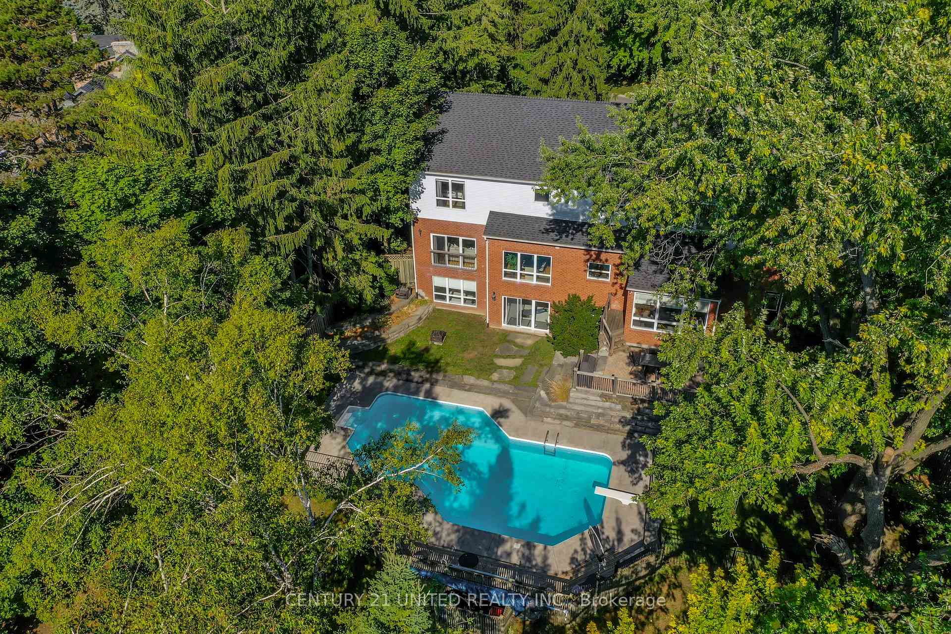 Photo 45 of 1542 Champlain Drive, Peterborough, Northcrest Ward 5 — HOMEH