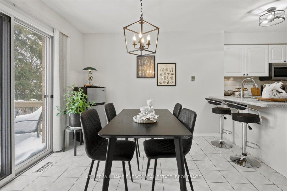 Photo 7 of 1093 Beaver Valley Crescent, Oshawa, Northglen — HOMEH