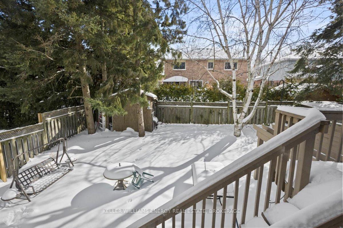 Photo 28 of 1093 Beaver Valley Crescent, Oshawa, Northglen — HOMEH