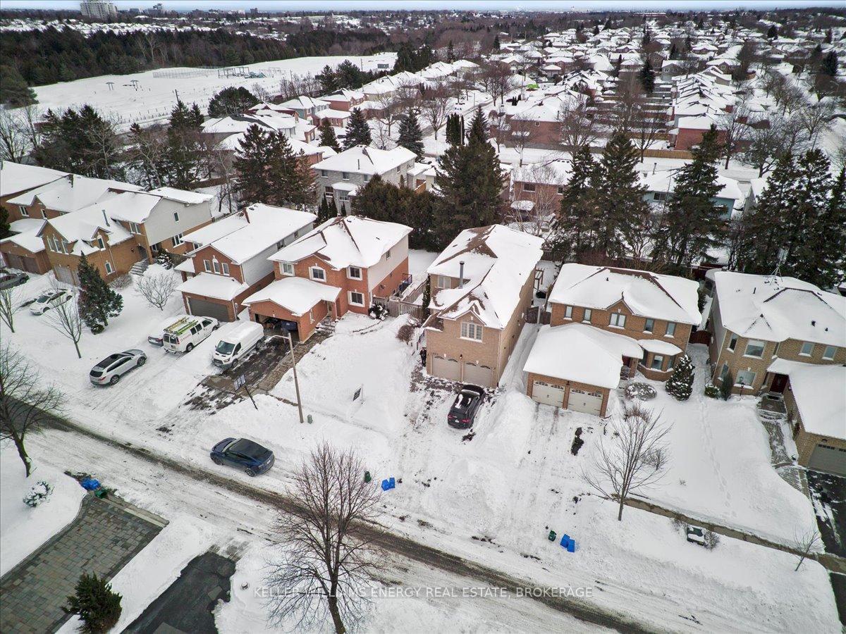 Photo 29 of 1093 Beaver Valley Crescent, Oshawa, Northglen — HOMEH