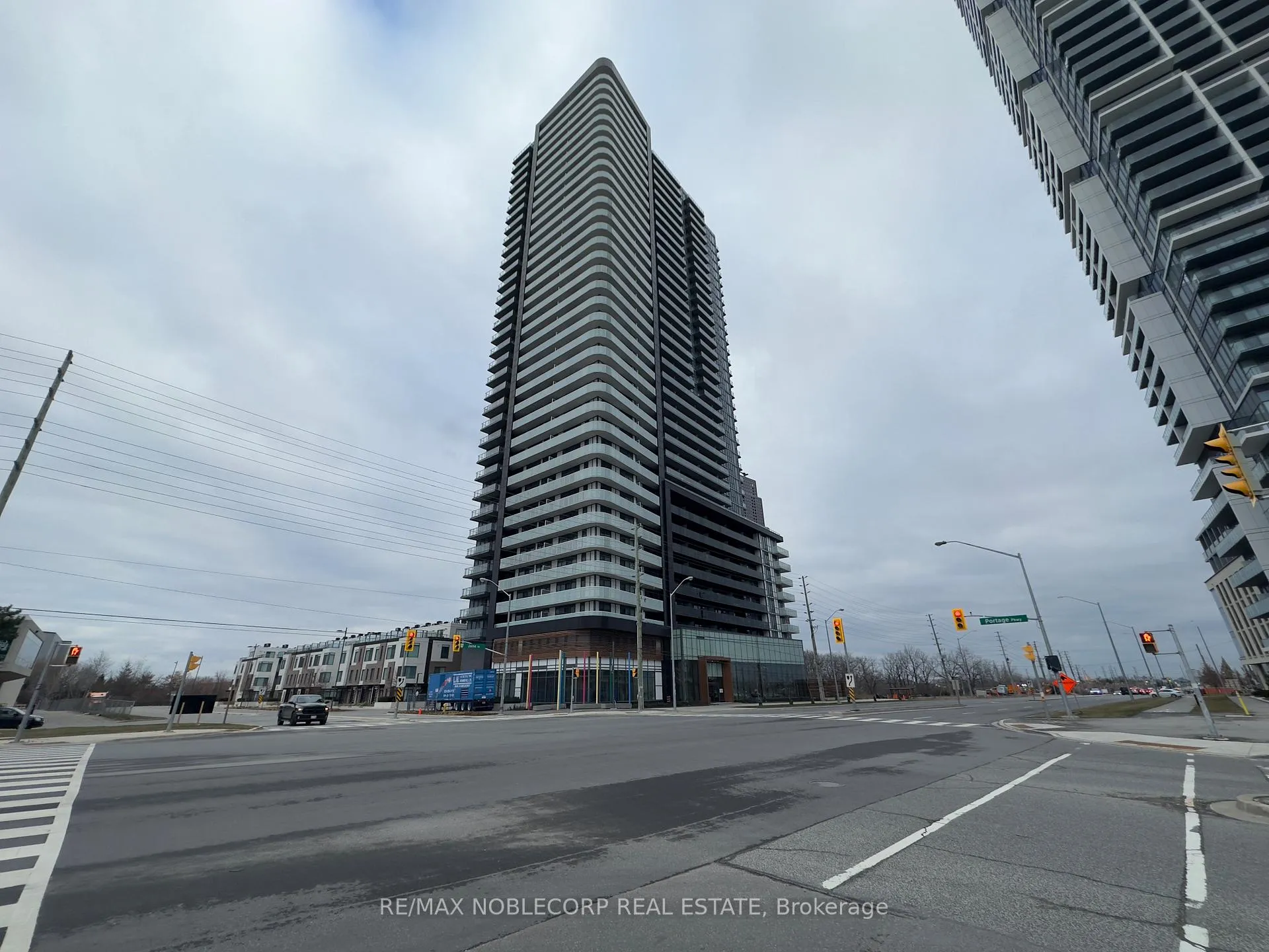 Photo 1 of Unit 2014, 7895 Jane Street, Vaughan, Concord — HOMEH