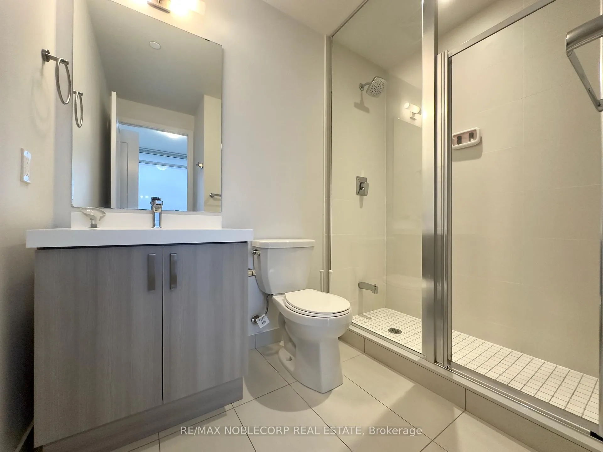 Photo 16 of Unit 2014, 7895 Jane Street, Vaughan, Concord — HOMEH