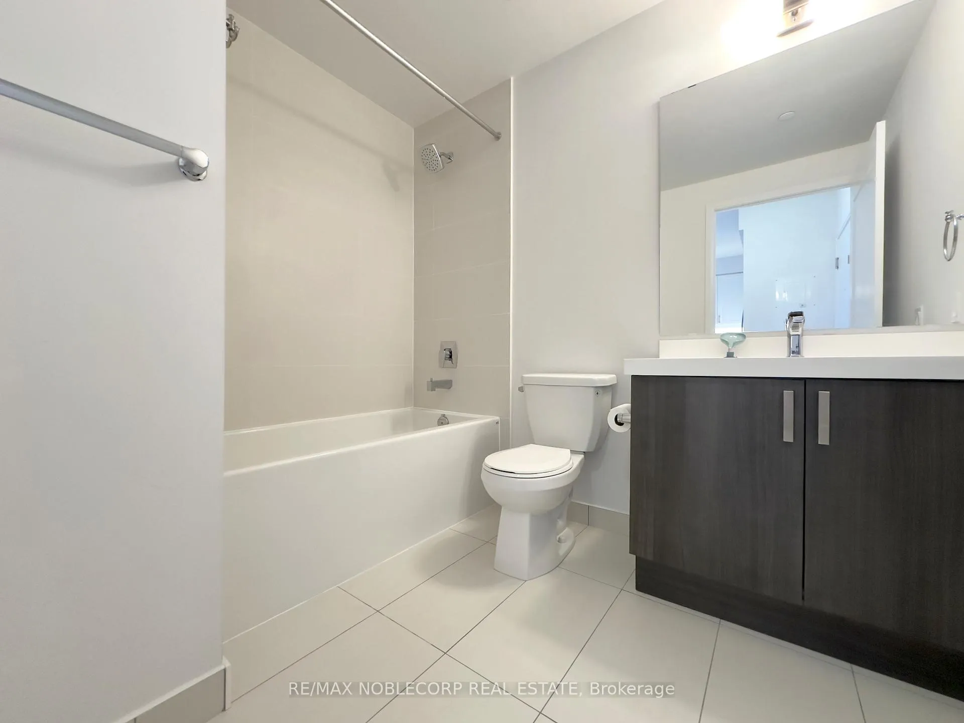 Photo 17 of Unit 2014, 7895 Jane Street, Vaughan, Concord — HOMEH