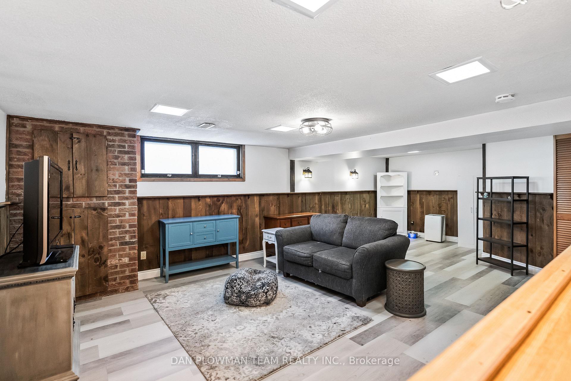 Photo 28 of 880 Carnaby Crescent, Oshawa, Centennial — HOMEH