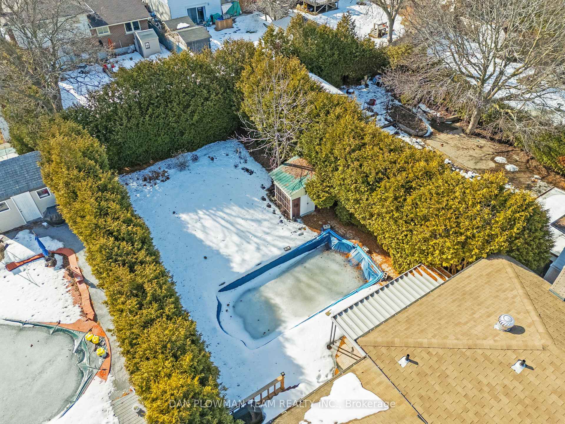 Photo 39 of 880 Carnaby Crescent, Oshawa, Centennial — HOMEH