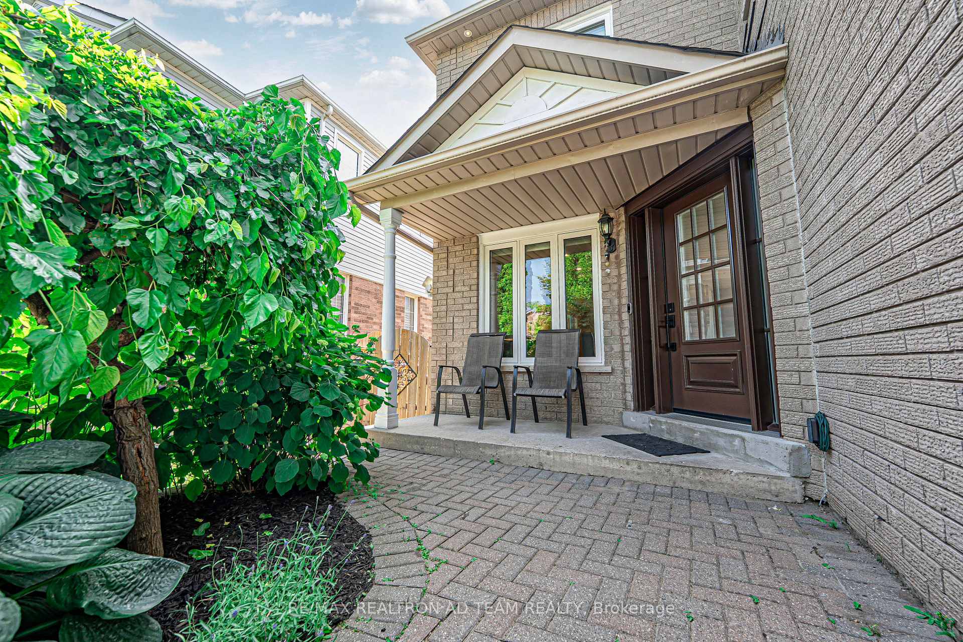 Photo 2 of 100 Hibbard Drive, Ajax, Central — HOMEH