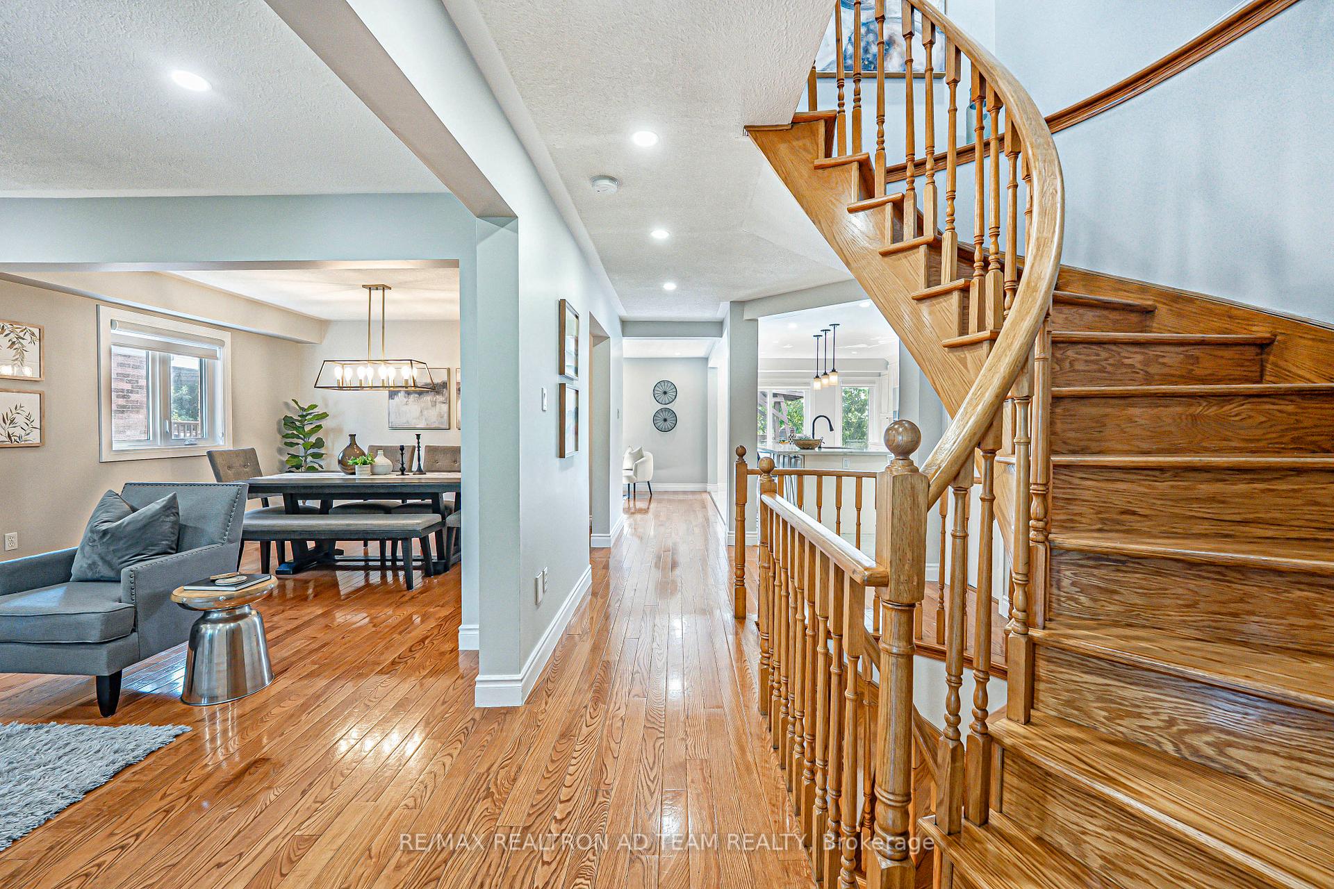 Photo 7 of 100 Hibbard Drive, Ajax, Central — HOMEH