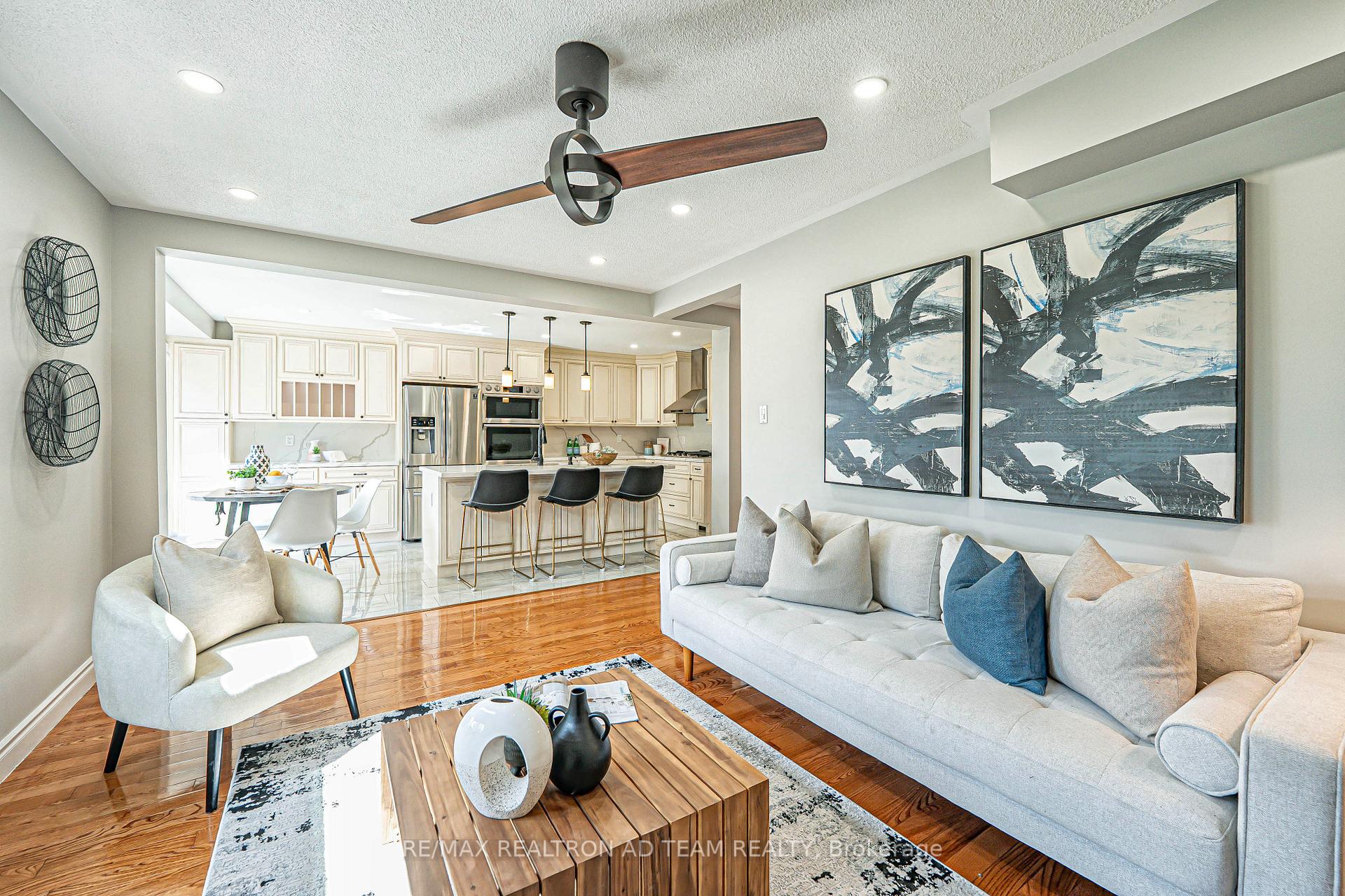 Photo 10 of 100 Hibbard Drive, Ajax, Central — HOMEH