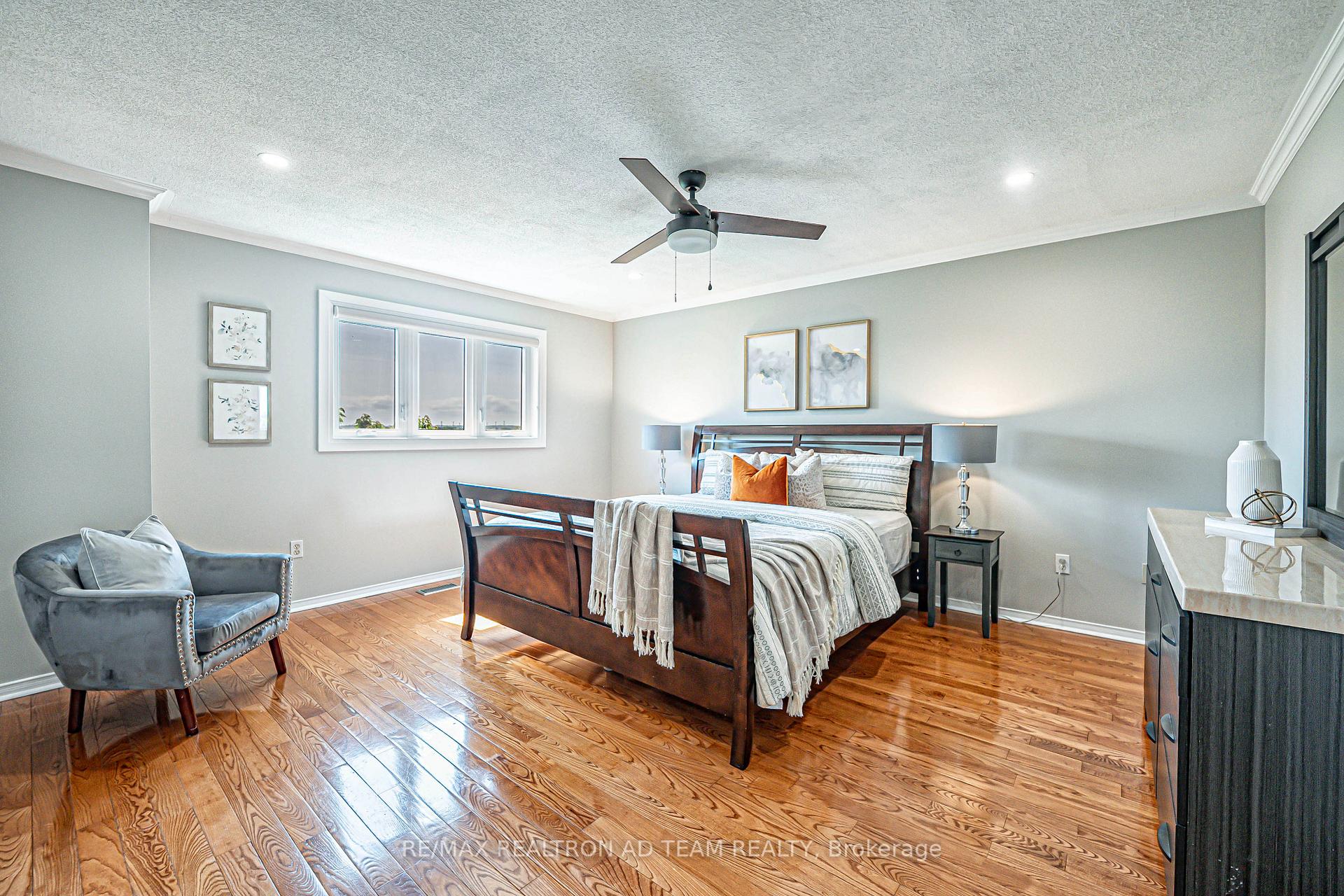 Photo 15 of 100 Hibbard Drive, Ajax, Central — HOMEH