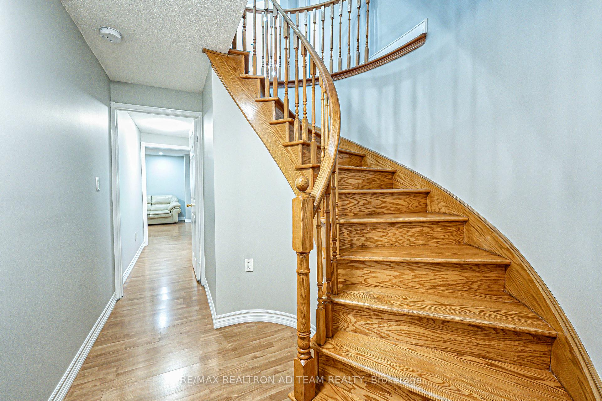 Photo 28 of 100 Hibbard Drive, Ajax, Central — HOMEH