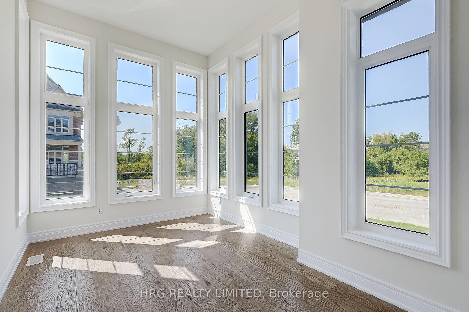 Photo 3 of 76 Deer Ridge Crescent, Whitby, Rural Whitby — HOMEH