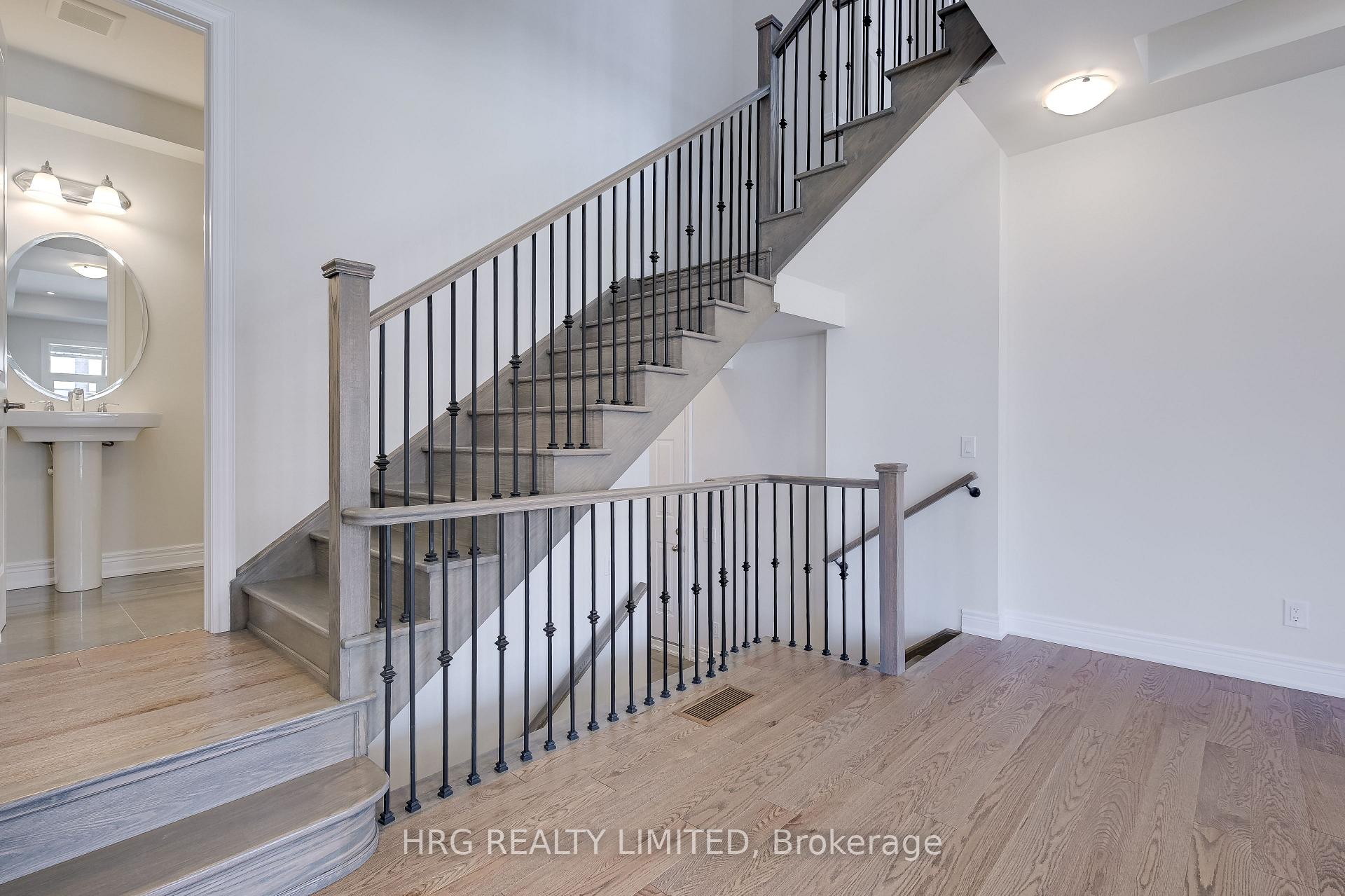 Photo 8 of 76 Deer Ridge Crescent, Whitby, Rural Whitby — HOMEH