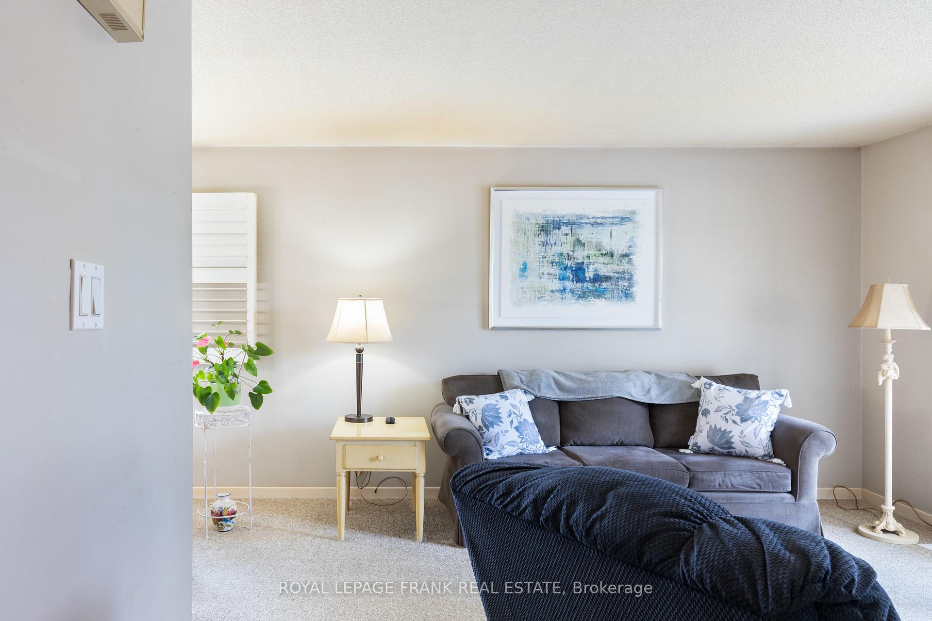 Photo 4 of 2558 Foxmeadow Road, Peterborough, Ashburnham Ward 4 — HOMEH