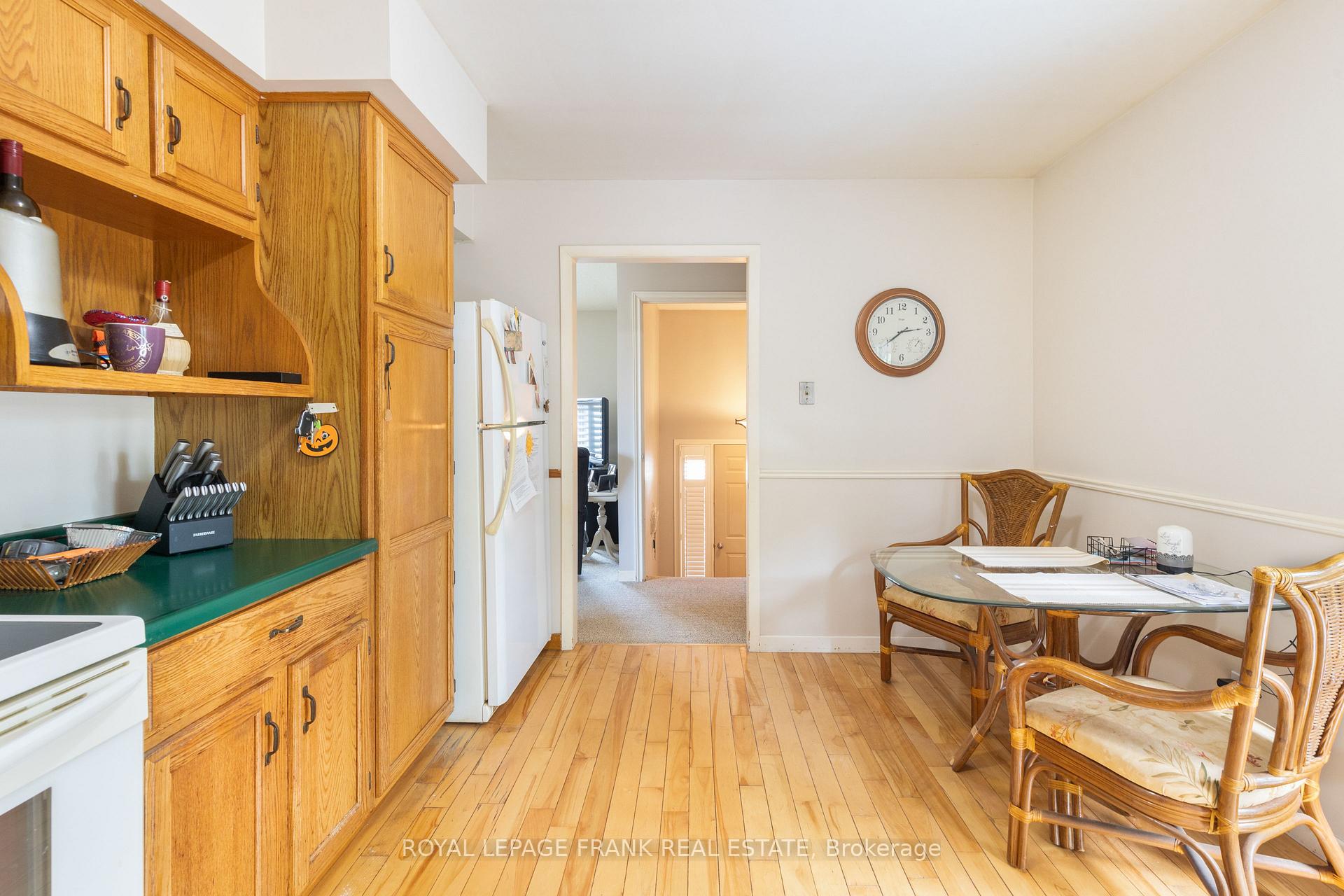Photo 16 of 2558 Foxmeadow Road, Peterborough, Ashburnham Ward 4 — HOMEH