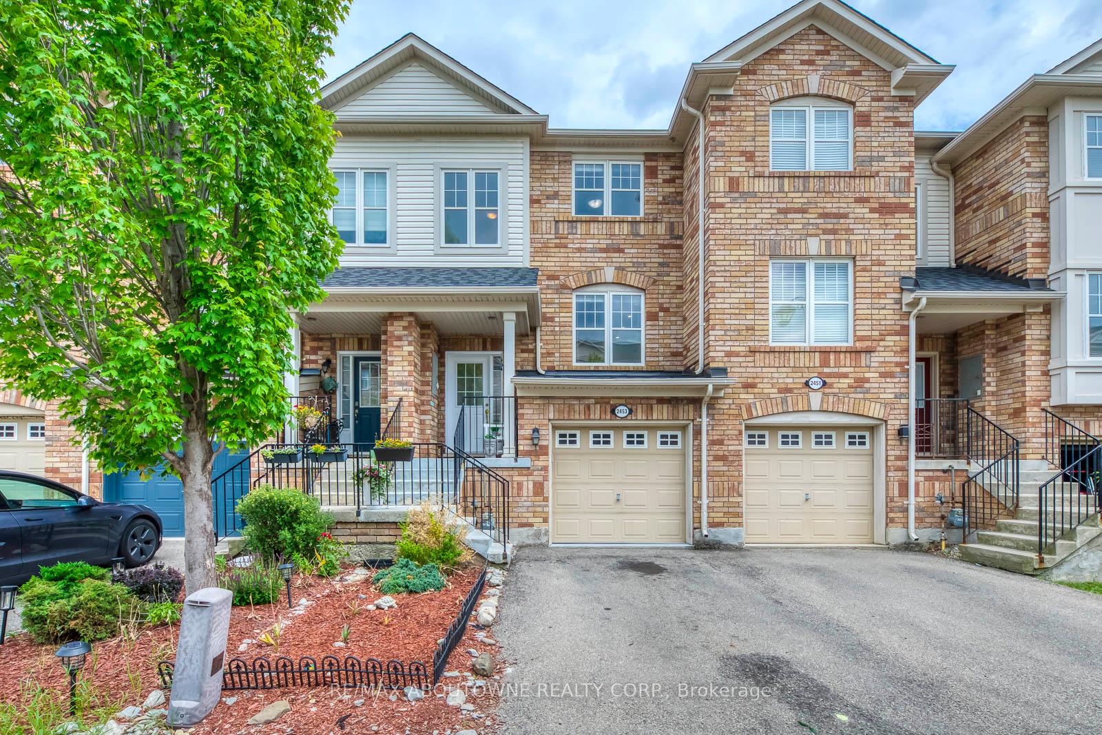 Front of 2453 Coho Way
