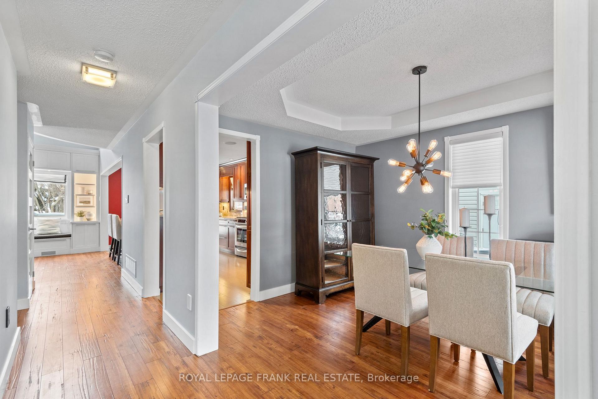 Photo 10 of 32 Blackfriar Avenue, Whitby, Brooklin — HOMEH