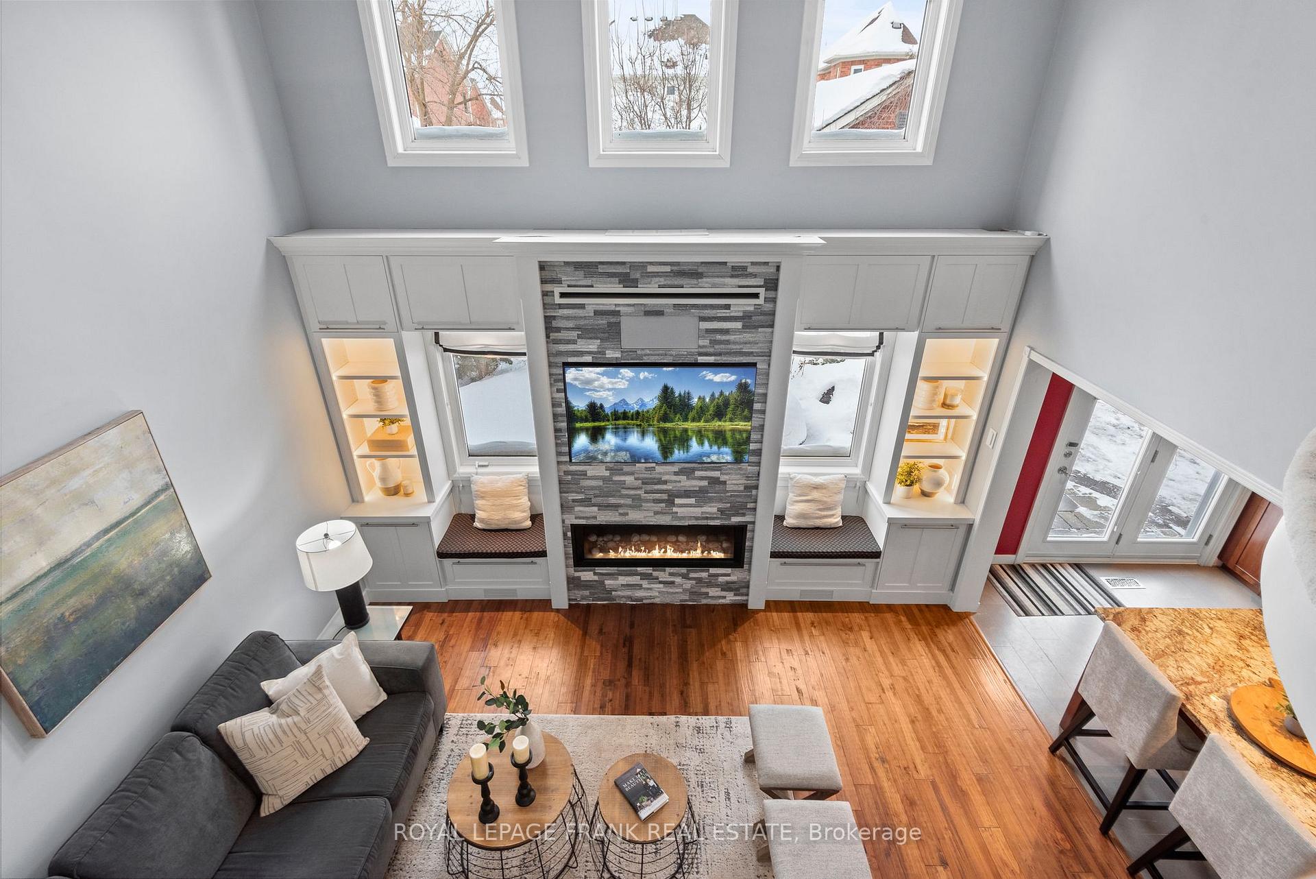 Photo 20 of 32 Blackfriar Avenue, Whitby, Brooklin — HOMEH