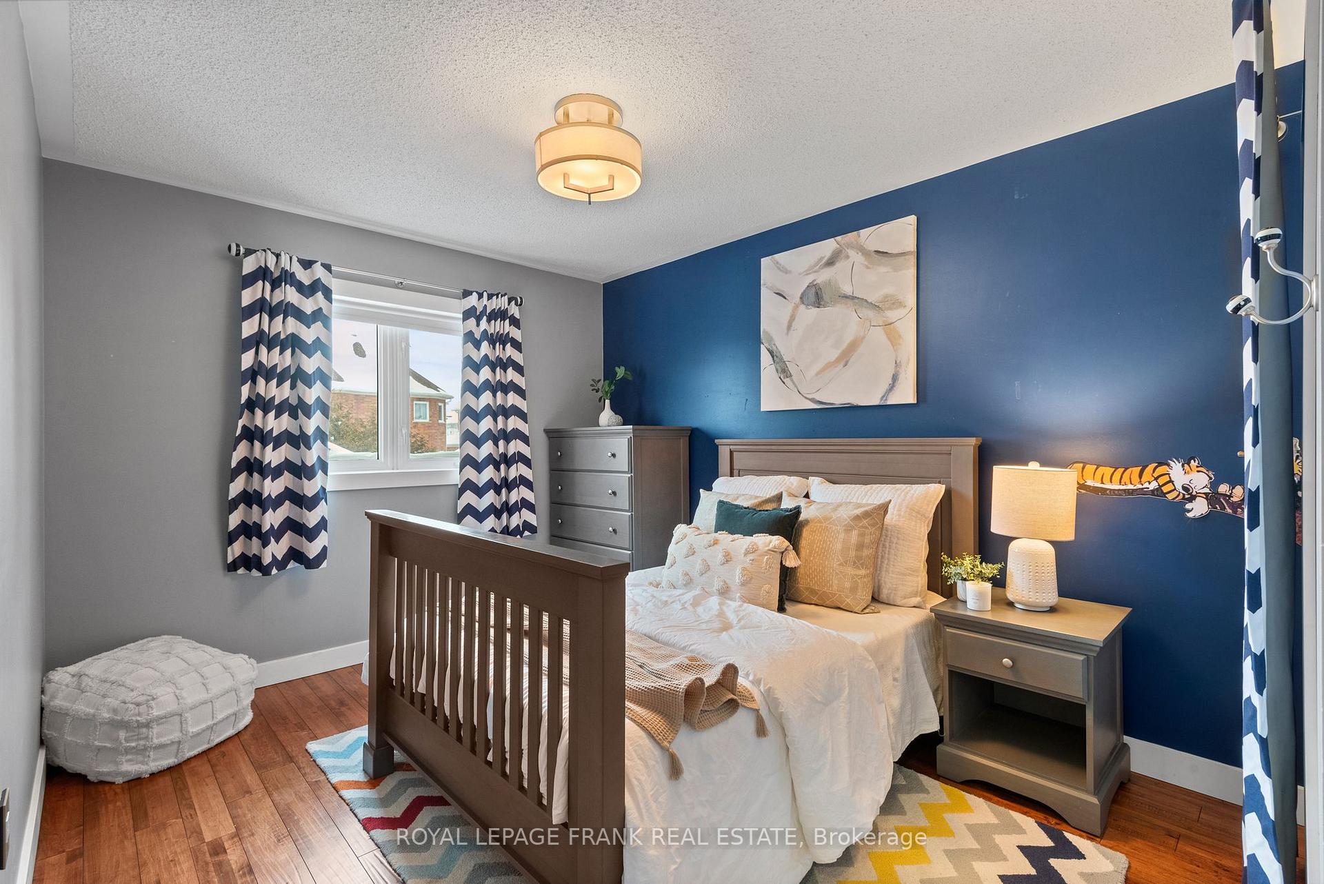 Photo 27 of 32 Blackfriar Avenue, Whitby, Brooklin — HOMEH