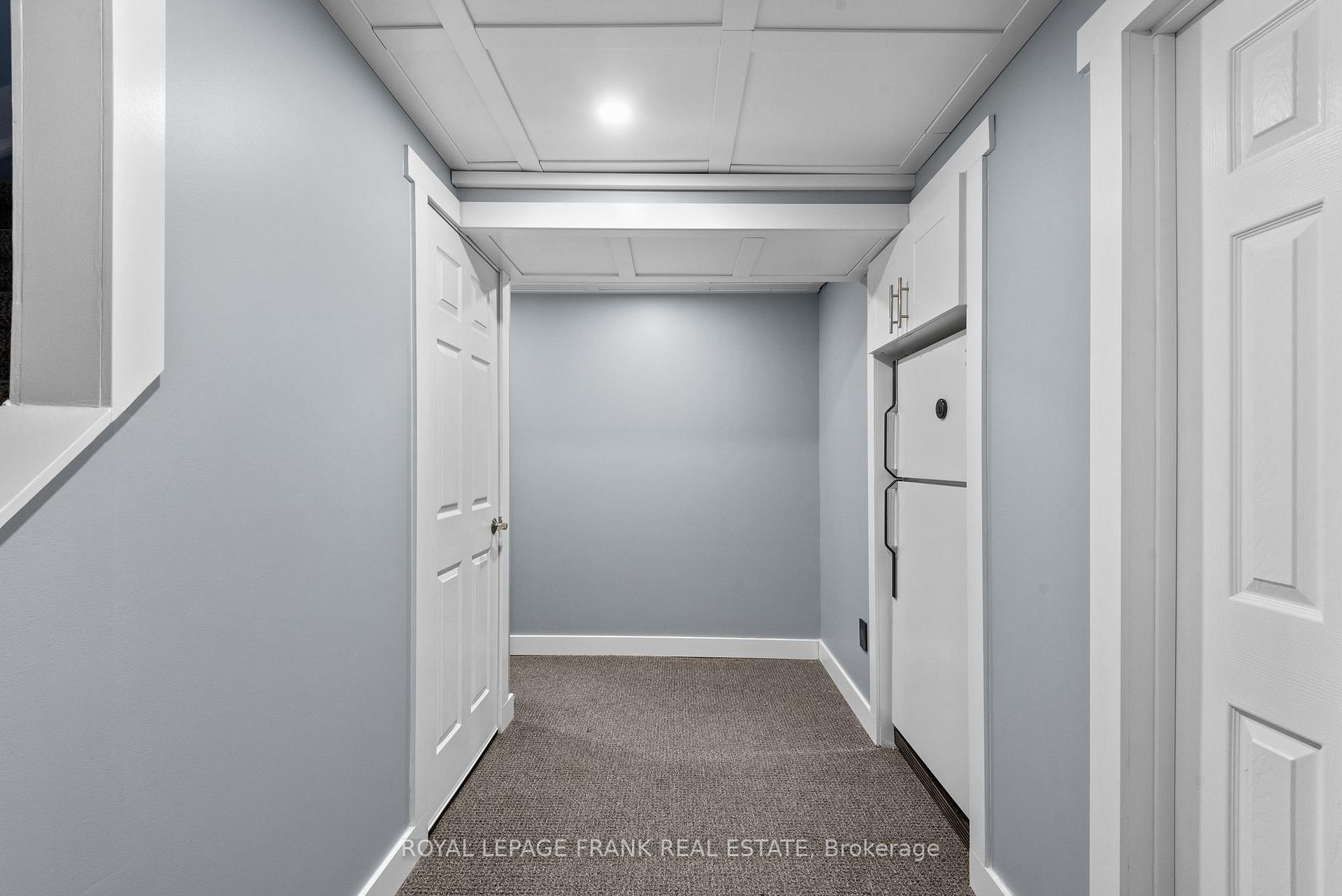 Photo 32 of 32 Blackfriar Avenue, Whitby, Brooklin — HOMEH