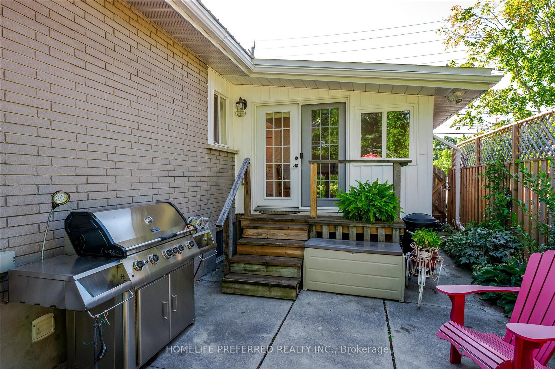 Photo 16 of 268 Bellevue Street, Peterborough, Northcrest Ward 5 — HOMEH