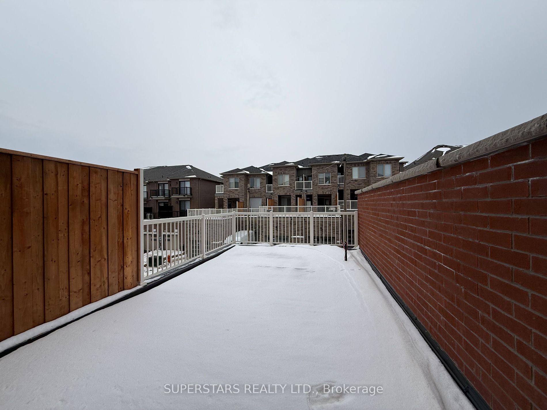 Photo 22 of 933 Crowsnest Hollow, Pickering, Rural Pickering — HOMEH