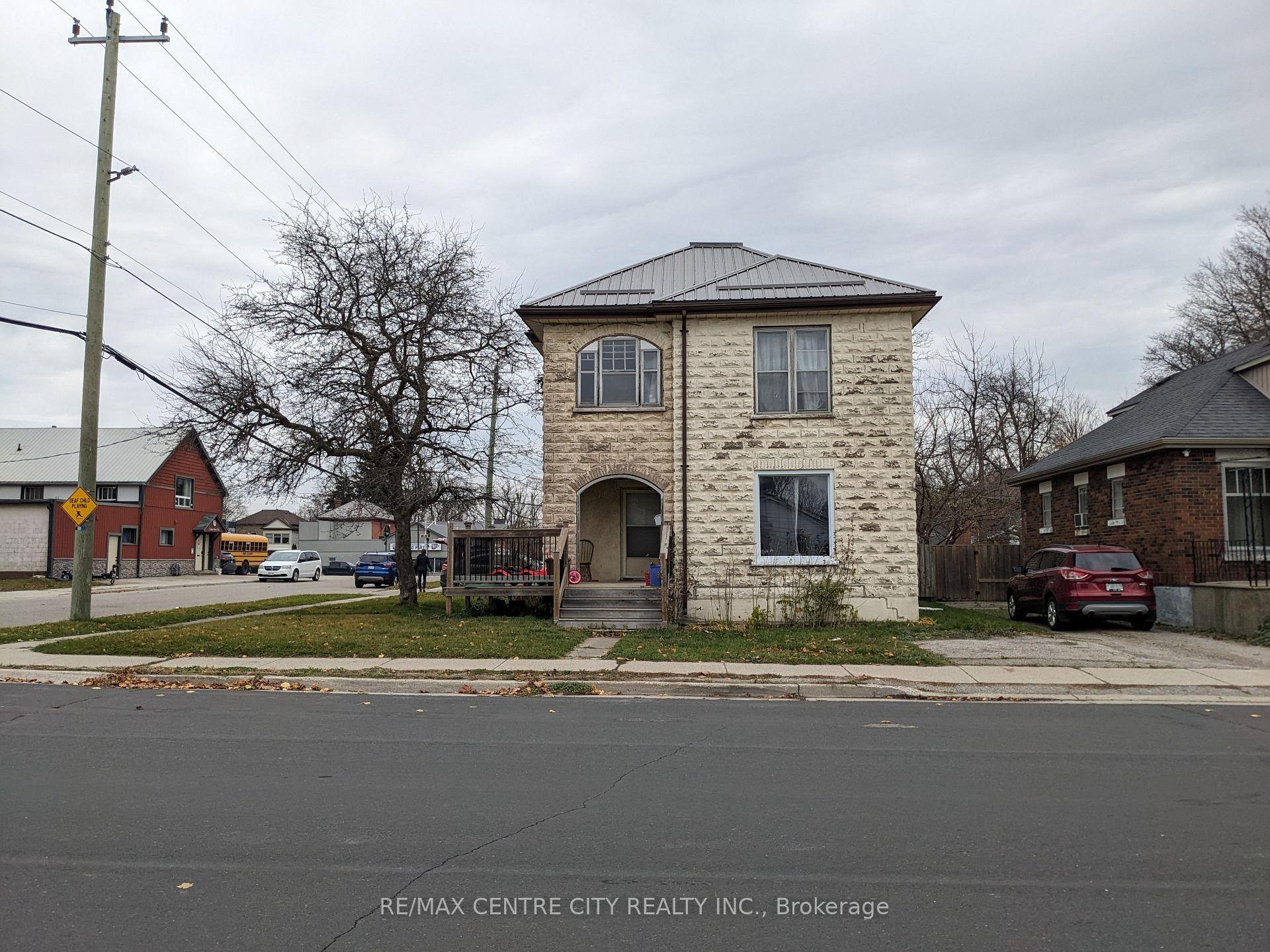 Front of 171 Sydenham Street E