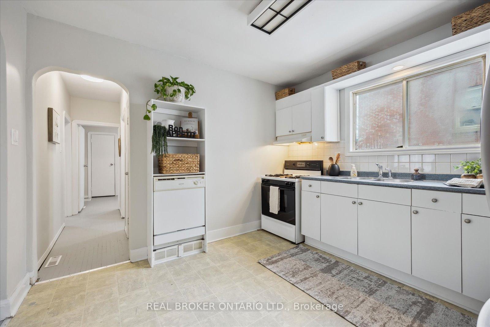 Photo 16 of 401 Ritson Road N, Oshawa, O'Neill — HOMEH