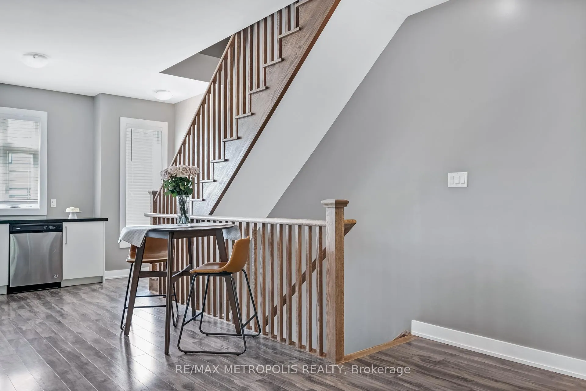 Photo 3 of Unit 35, 540 Essa Road, Barrie, Holly — HOMEH