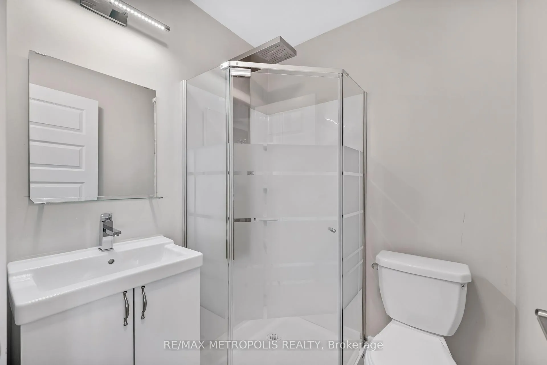 Photo 54 of Unit 35, 540 Essa Road, Barrie, Holly — HOMEH