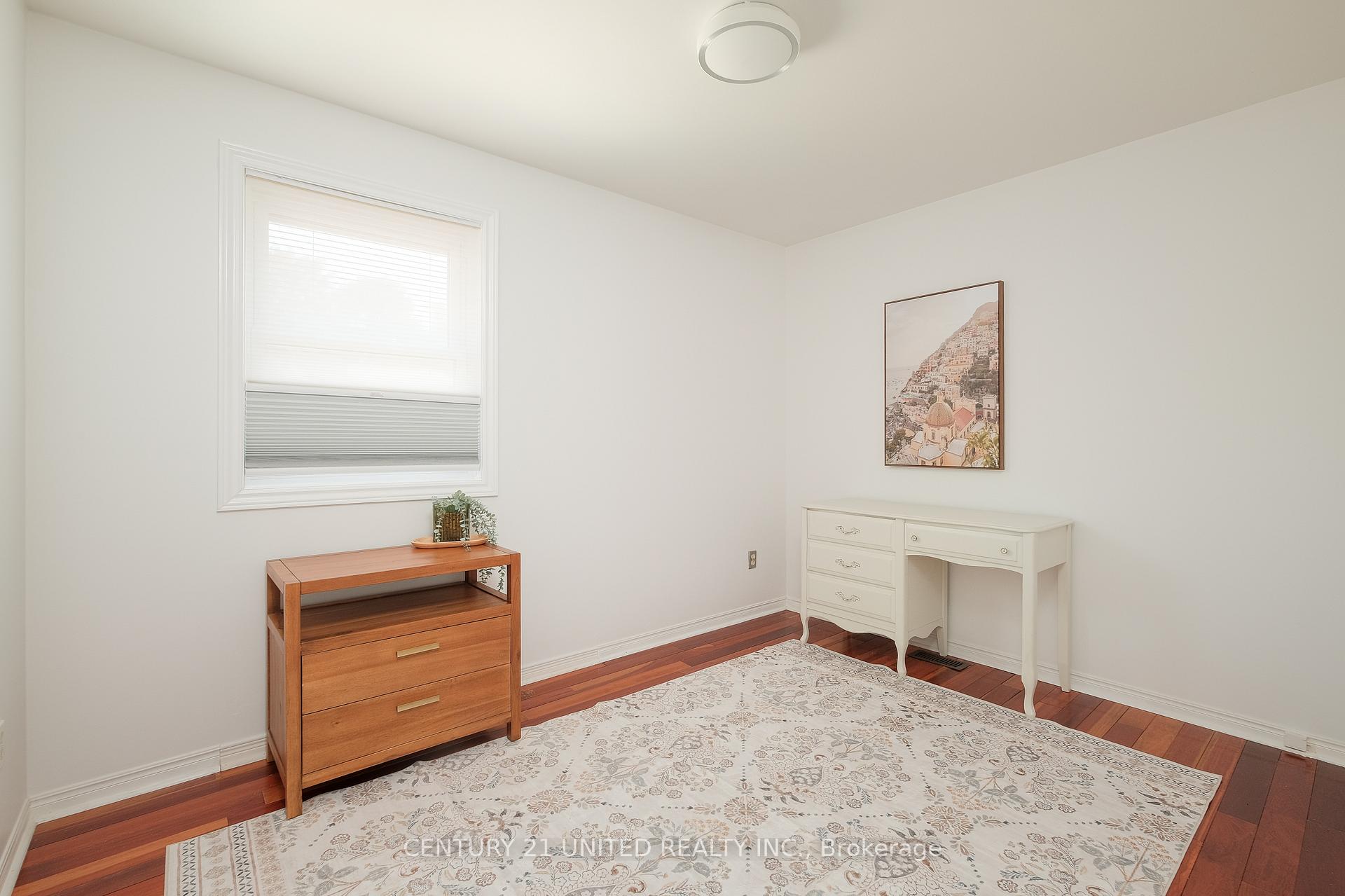 Photo 18 of 1600 Redwood Drive, Peterborough, Monaghan Ward 2 — HOMEH