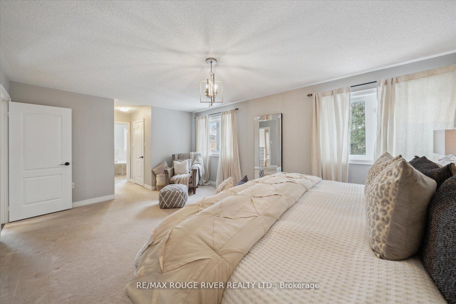 Photo 26 of 29 Neill Avenue, Whitby, Rolling Acres — HOMEH