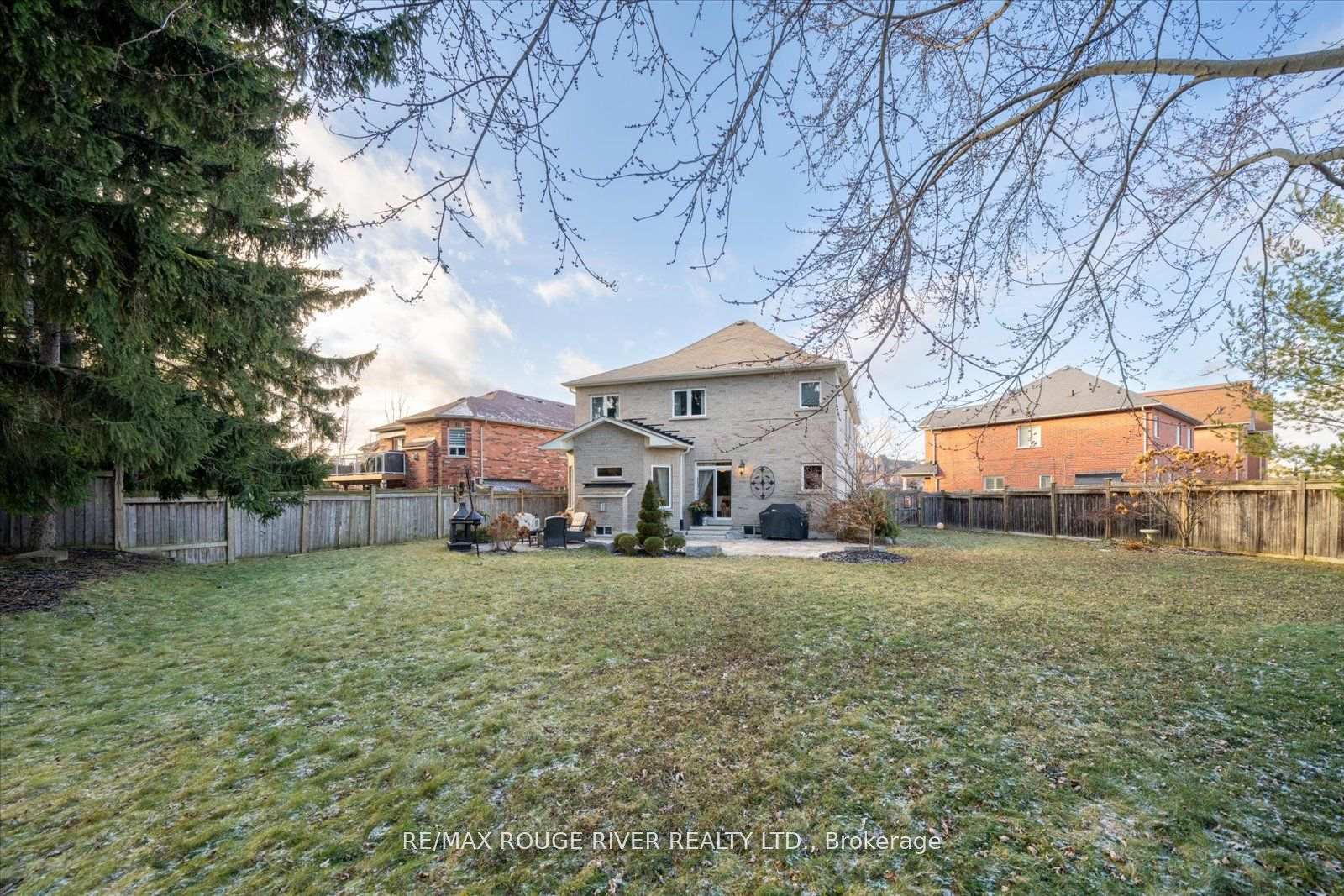 Photo 38 of 29 Neill Avenue, Whitby, Rolling Acres — HOMEH