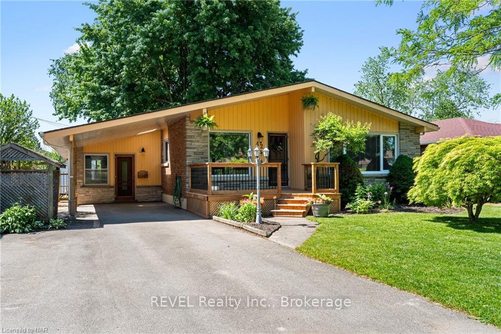 Photo 1 of 42 Claremount Circle, Welland, Prince Charles — HOMEH