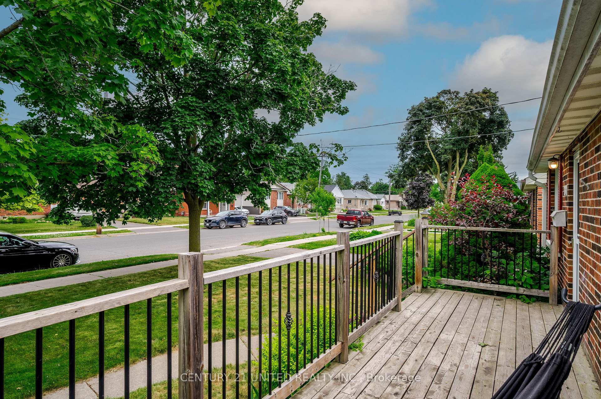 Photo 5 of 781 Cameron Street, Peterborough, Otonabee Ward 1 — HOMEH