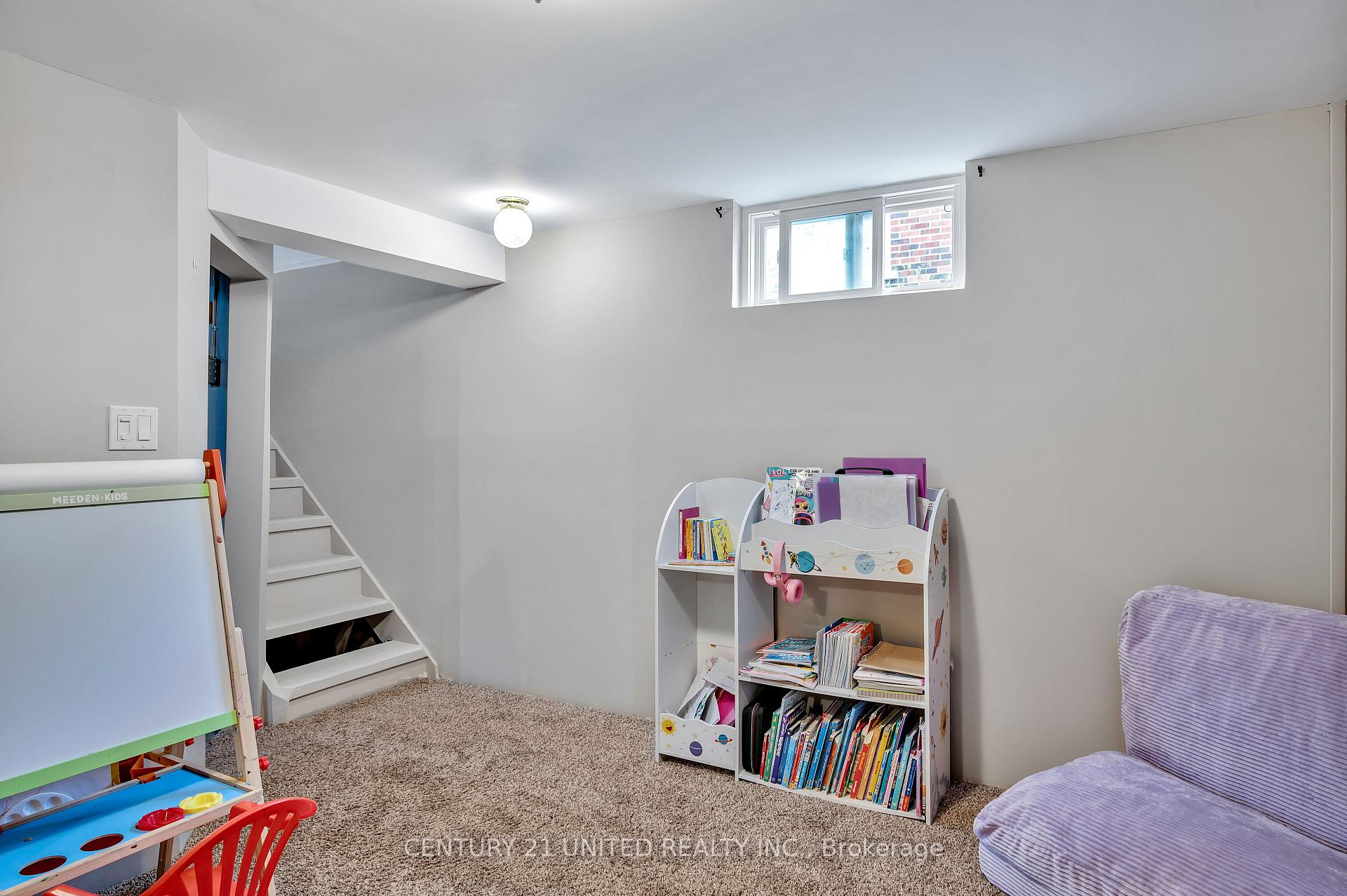 Photo 24 of 781 Cameron Street, Peterborough, Otonabee Ward 1 — HOMEH