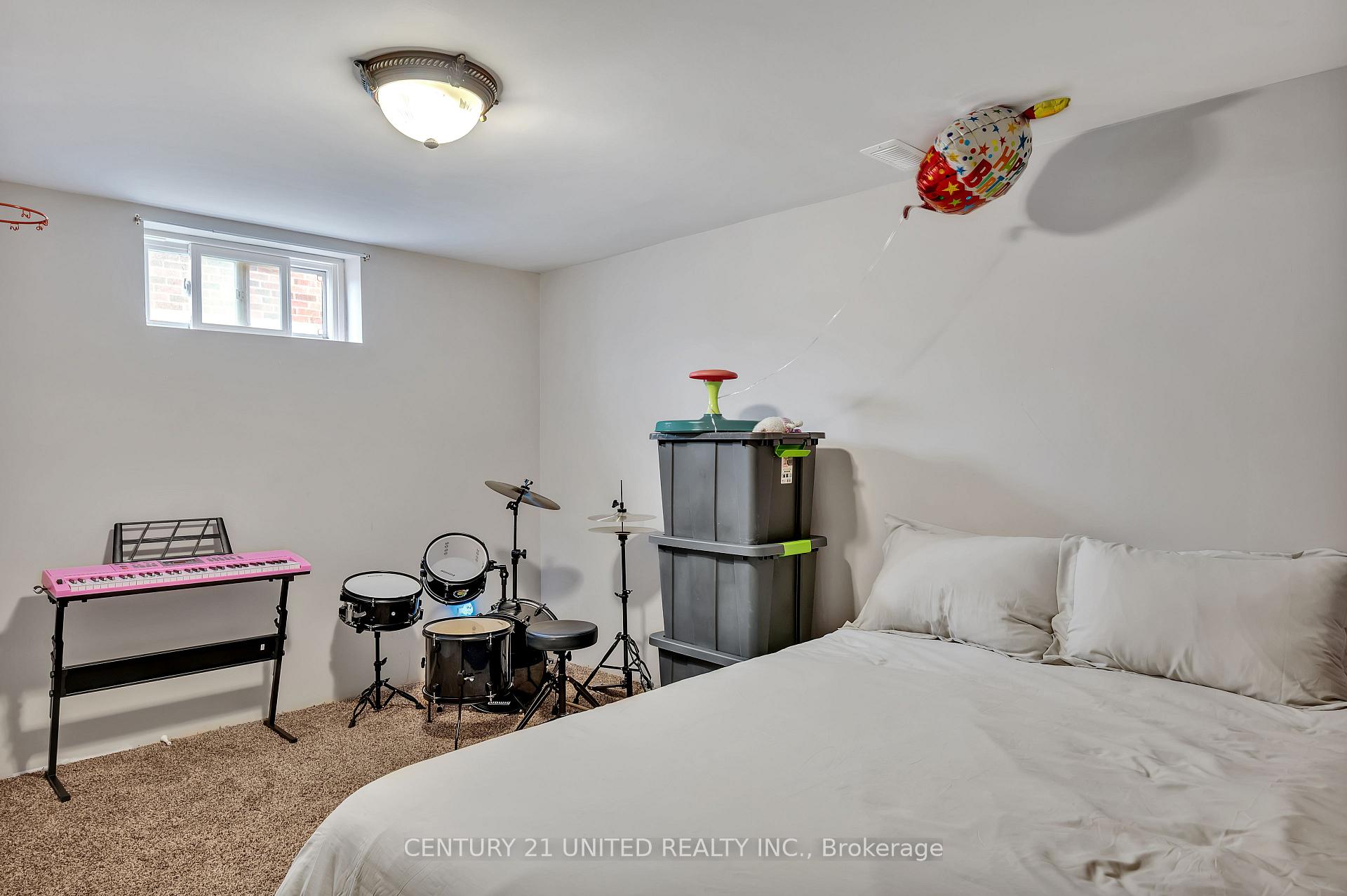 Photo 28 of 781 Cameron Street, Peterborough, Otonabee Ward 1 — HOMEH