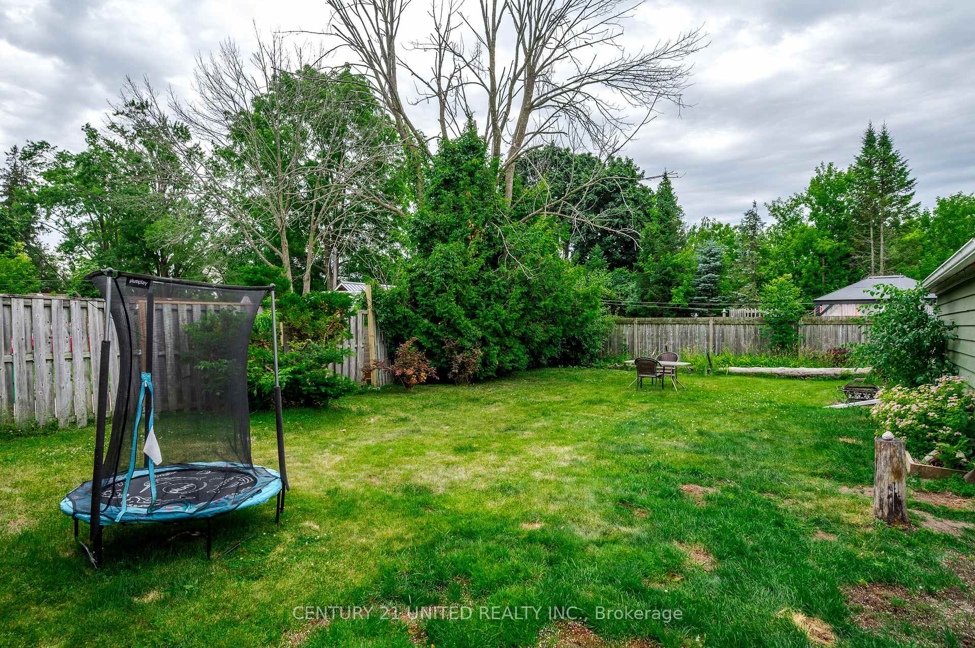 Photo 32 of 781 Cameron Street, Peterborough, Otonabee Ward 1 — HOMEH