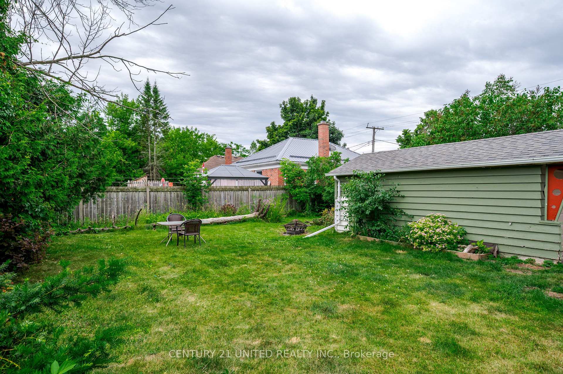 Photo 33 of 781 Cameron Street, Peterborough, Otonabee Ward 1 — HOMEH