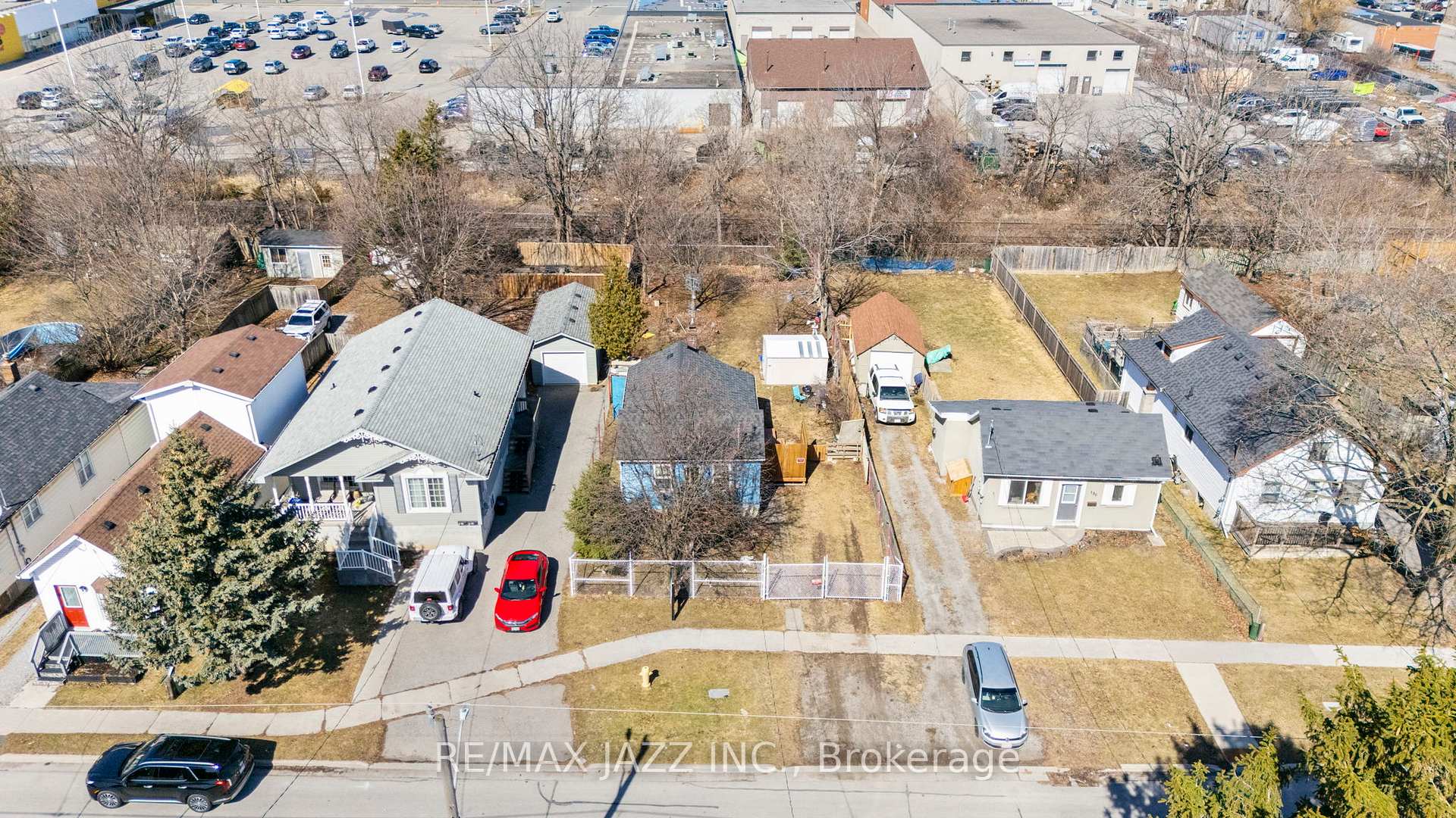 Photo 12 of 192 Annis Street, Oshawa, Lakeview — HOMEH