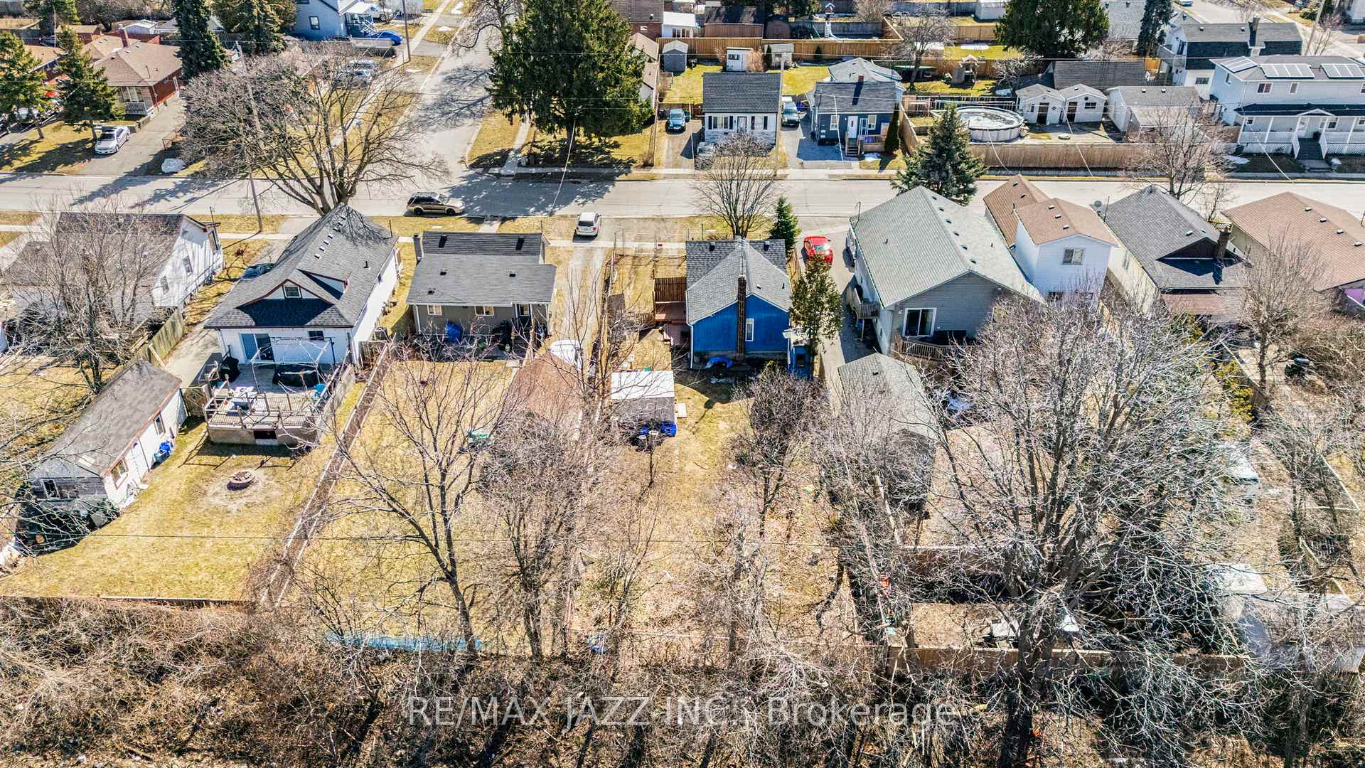 Photo 13 of 192 Annis Street, Oshawa, Lakeview — HOMEH