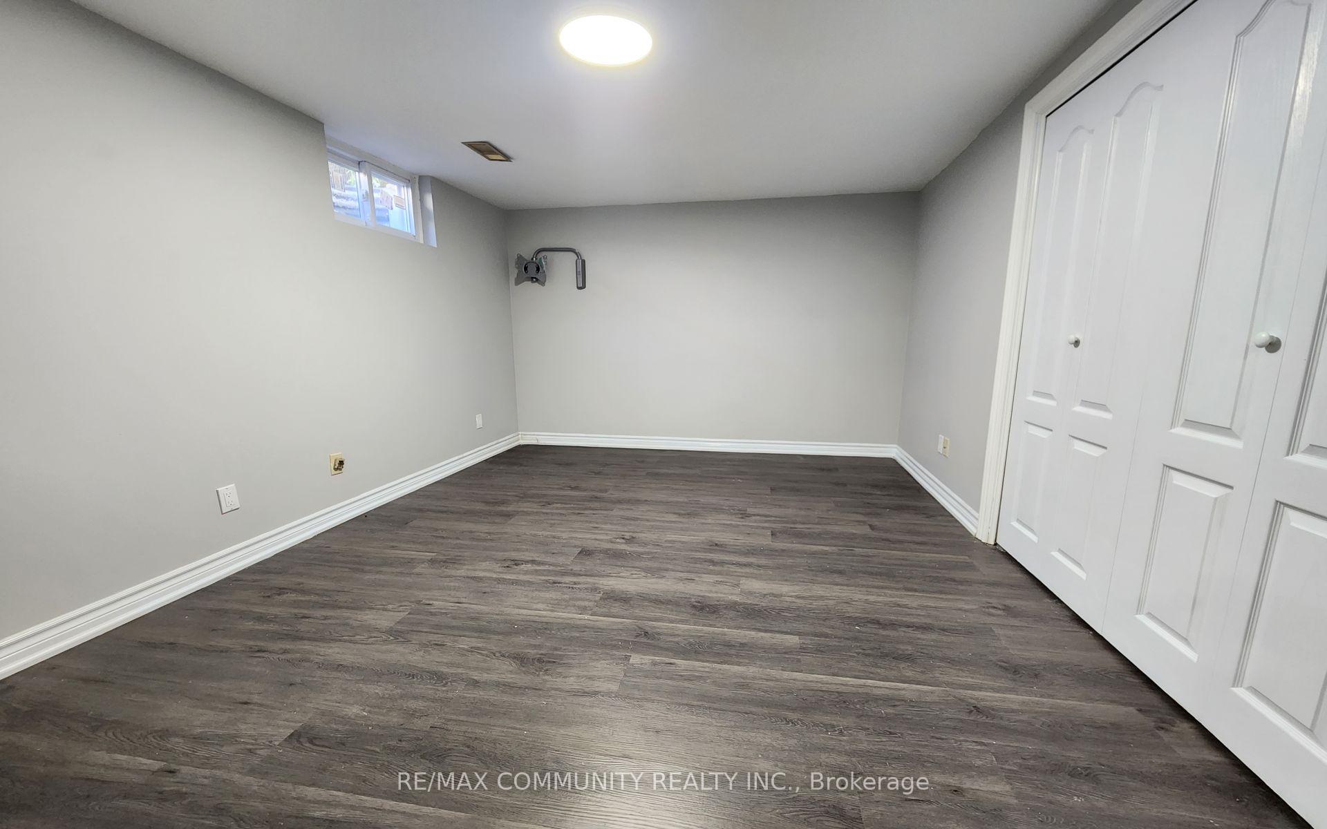 Photo 2 of Unit Ajax, 59 Clements Road, Ajax, South East — HOMEH