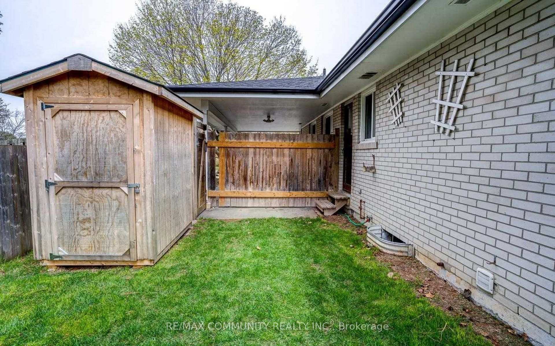 Photo 16 of Unit Ajax, 59 Clements Road, Ajax, South East — HOMEH
